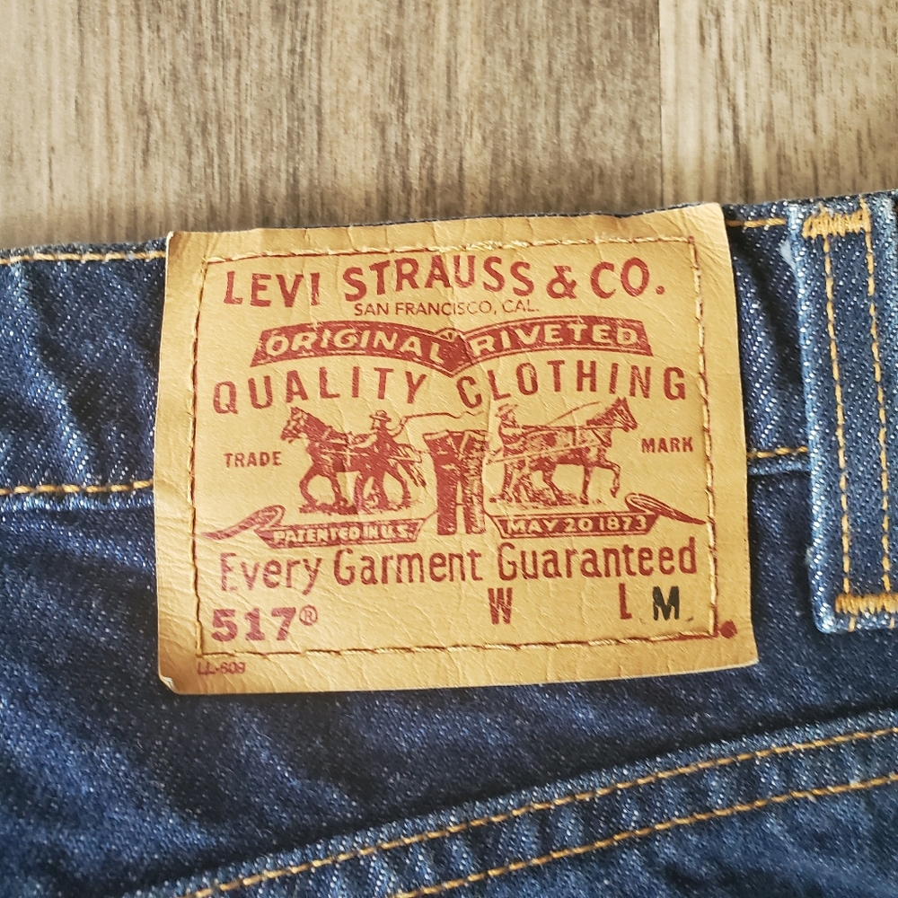 EUC! Levi's Dark Wash 517 Bootcut - Picture 3 of 5